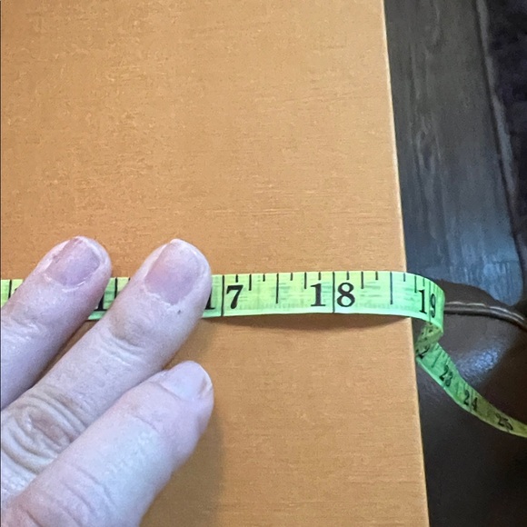 Louis Vuitton Box & Bag - Picture 7 of 11